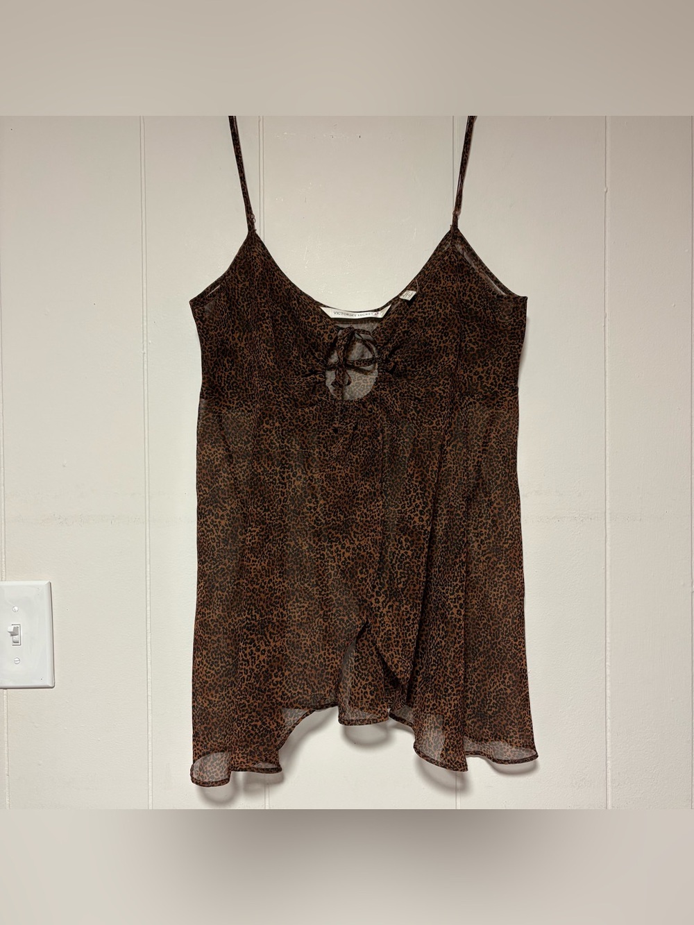 Victoria’s Secret Sheer Leopard Print Key Hole Cami Baby Doll Flowy Top SZ M